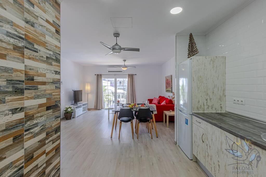 Benalroma Spacious Apartment 50 Mt From The Beach Benalmádena Buitenkant foto